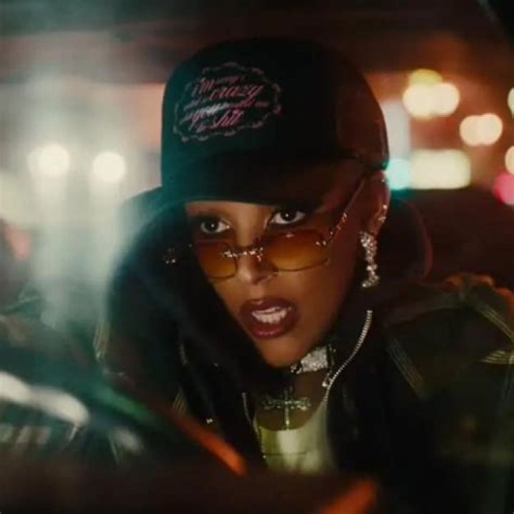 Doja Cat’s Butt Lift: The Transformation That Sparked Conversations