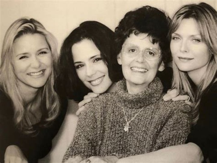 Donna Pfeiffer: What Happened To Michelle Pfeiffer's Mother?