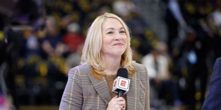 Doris Burke Biography