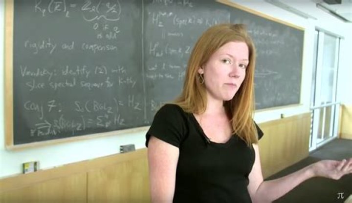 Dr Holly Krieger Age, Husband, Married【 Wikipedia Bio 】Maths