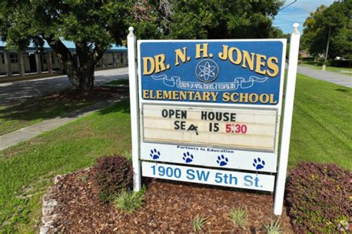 Dr N H Jones Elementary School - Ocala