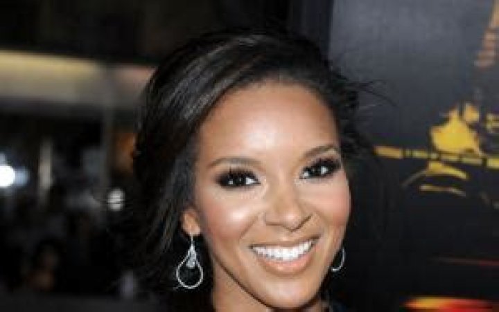 Elizabeth Mathis Biography