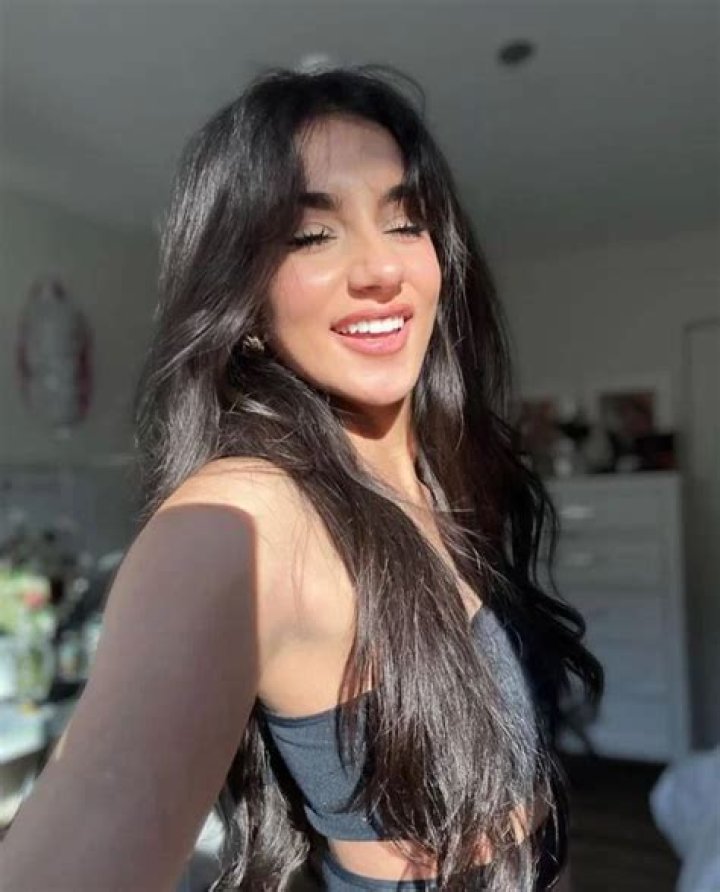 Ellysa Yagho - Bio, Career, Age, Net Worth, Nationality, Facts