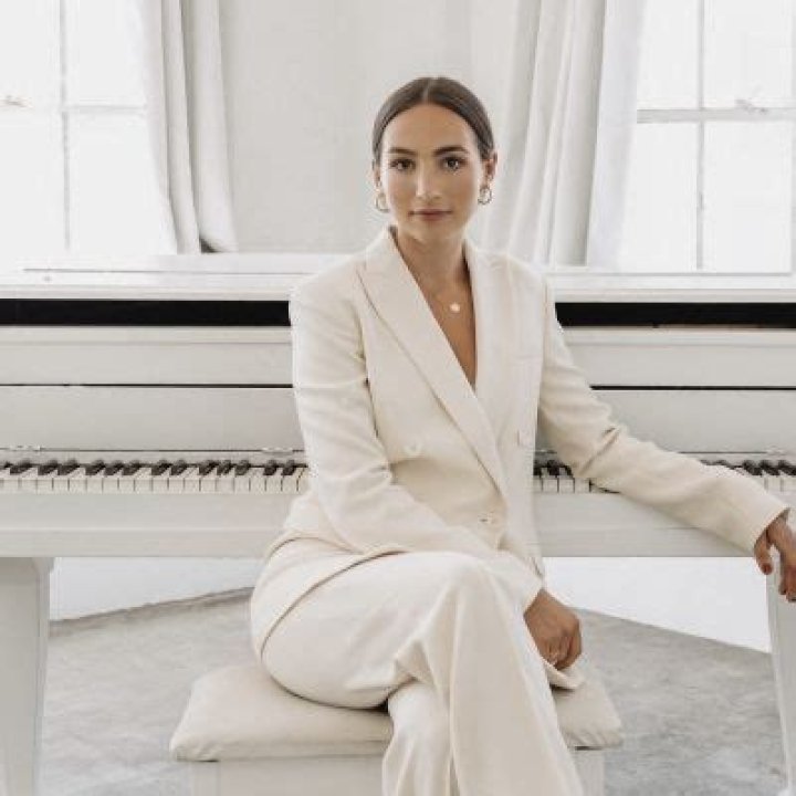 Emily Bear Net Worth | Bio, Family, Address, Career