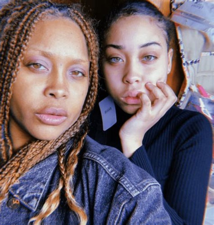 ERYKAH BADU’S DAUGHTER, PUMA , CAN SING LIKE HER MAMA!
