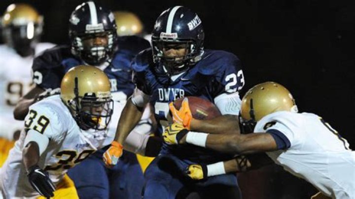 	Ex-Dwyer RB Lowery killed in West Palm shooting	