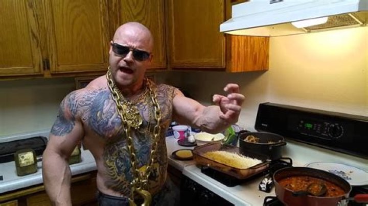 	EX-MOBSTER COOKS UP RECIPES YOU CAN’T REFUSE	