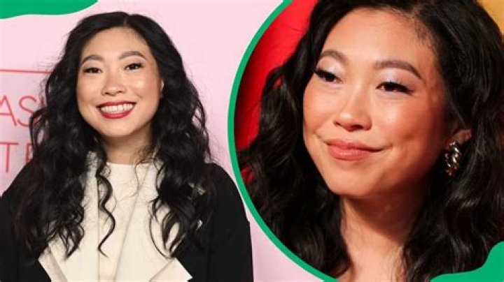 Exploring Awkwafina's Dating Life: Who Has Her Heart?