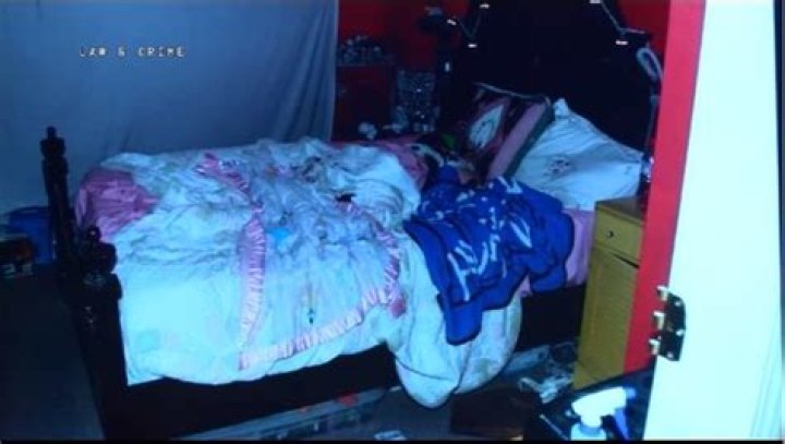 Exploring Dee Dee Crime Scene Photos: A Deep Dive Into The Case