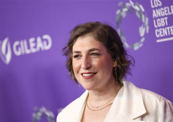 Exploring The Controversy Surrounding Mayim Bialik Naked: A Comprehensive Analysis