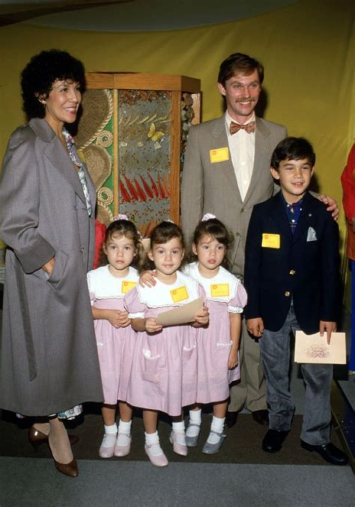 Exploring The Enduring Love Of Richard Thomas And His Wife