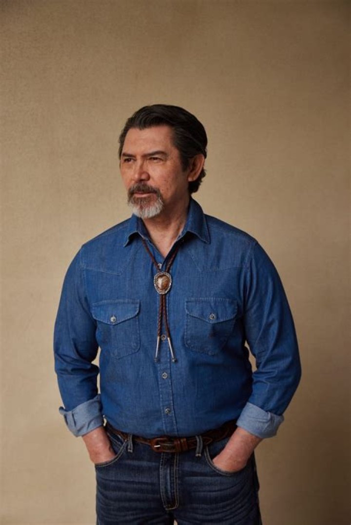 Exploring The Life Of Lou Diamond Phillips And His Wife