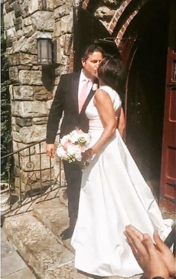Exploring The Love Story Of Vanessa Williams And Her Husband