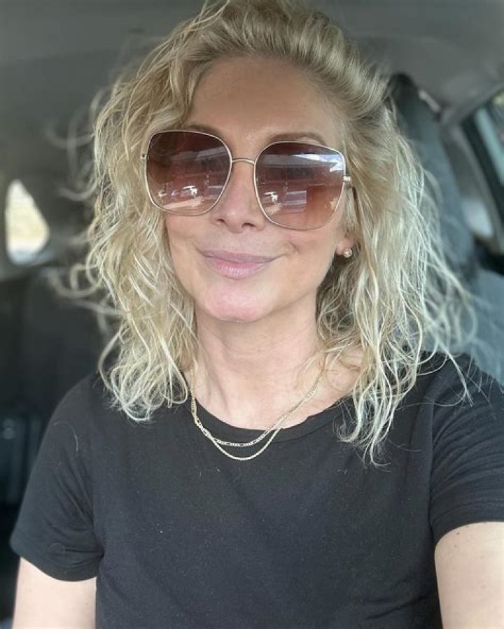 Exploring The Romantic Life Of Elizabeth Mitchell