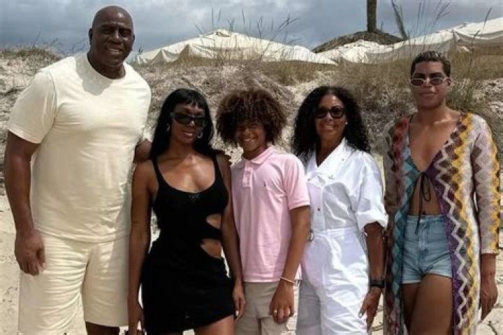 FAMILY PHOTO: MAGIC JOHNSON AND FAMILY