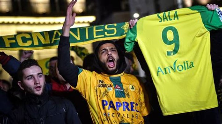 FC Nantes retire Emiliano SALA’s number 9 shirt