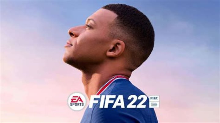 FIFA 22 FUT Heroes Explained: All Players, How to Get & What They Do
