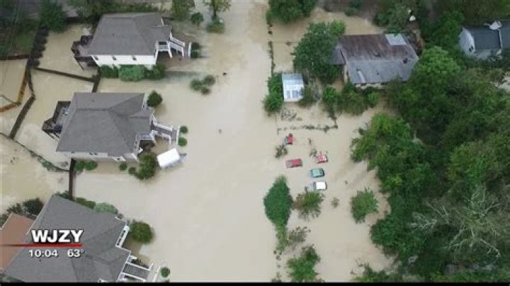	‘Fire hose’ of moisture slams South Carolina; 12 killed	