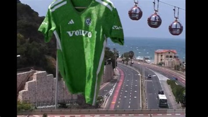 Fliegt ein Trikot am Himmel – 11FREUNDE