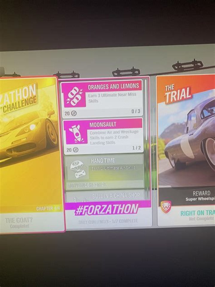 ​Forza Horizon 4 Ultimate Near Miss Challenge