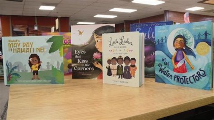 Fourth grader uses lemonade stand funds to buy diverse books for school library