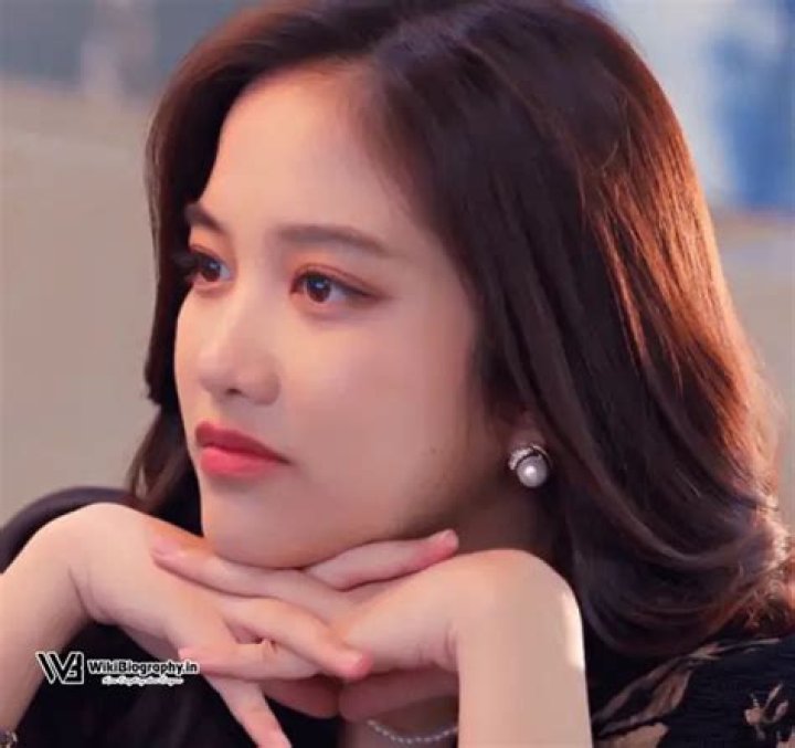 Freen Sarocha: Wiki, Bio, Age, Twitter, Boyfriend, Movies, Net Worth