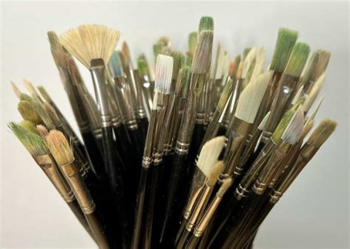 	FREEZING PAINT BRUSHES FOR A QUICKER CLEANUP	
