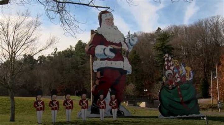 Giant, 40-foot Santa Claus returns in Philipsburg