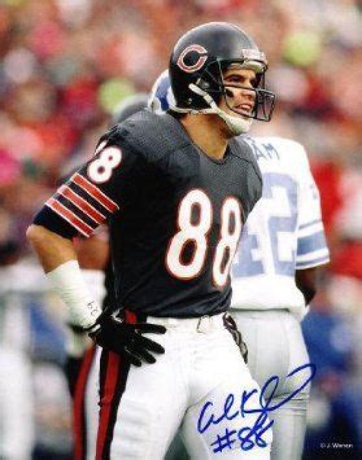 Glen Kozlowski - FamousFix.com