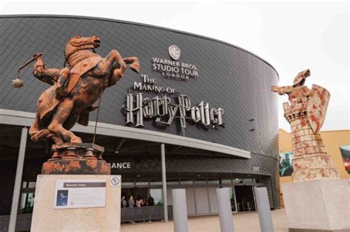GUY RITCHIE AND SONS: HARRY POTTER STUDIO TOUR