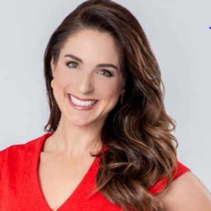 Heather Catlin Bio, Age, Height, Husband, Salary, Net Worth WSB