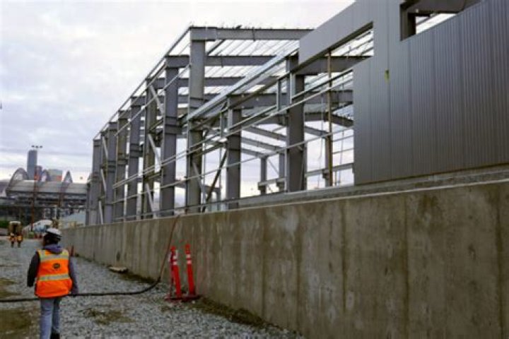 ‘Home Town’ treatment for new train platform | Free News