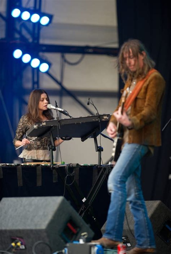 Hope Sandoval Net Worth 2024