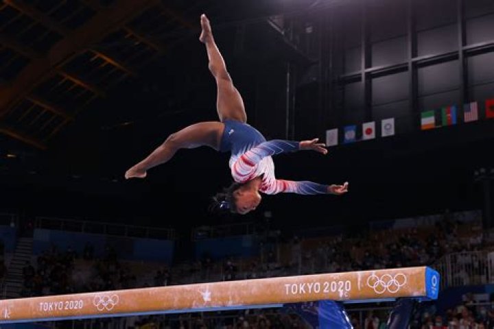 How Many CM Is Simone Biles? Discovering The Height Of A Gymnastics Legend