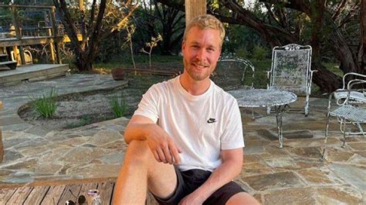 Instagram, Reddit, Birthday & Age Explored!
