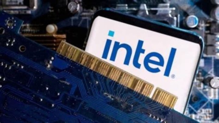 Intel discloses US$7 billion operating loss for chip-making unit