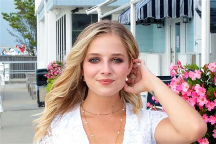 Jackie Evancho Married: A Deep Dive Into Her Journey And Love Life