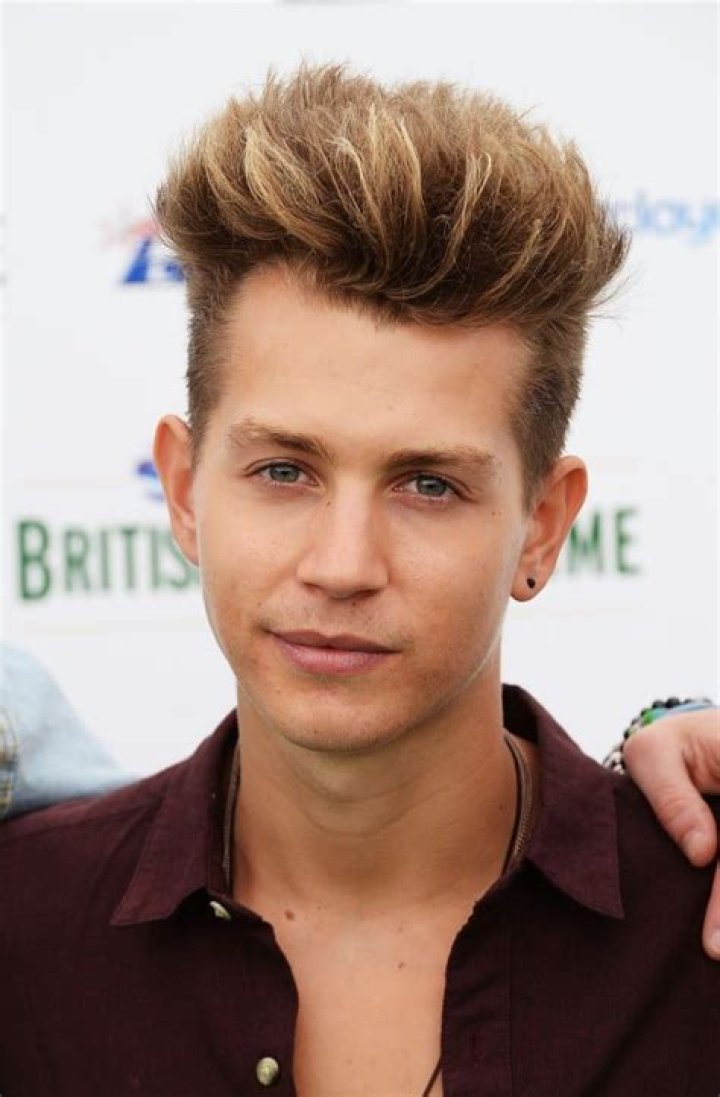 James McVey - Bio, Age, Net Worth, Single, Nationality, Career, Wiki