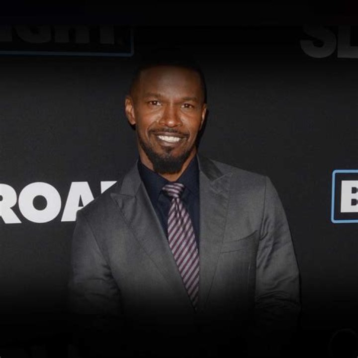 Jamie Foxx - Bio, Age, Net Worth, Height, Career, Single, Facts