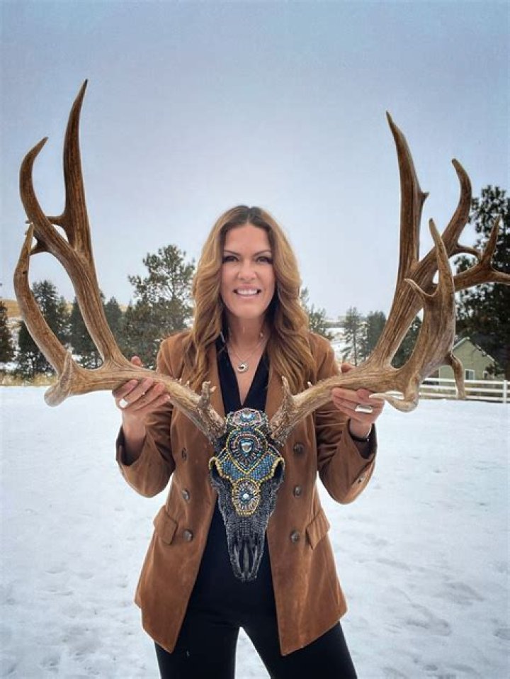 Jana Waller Age, How old, Married, Husband【 Skull Bound 】Bio Wiki