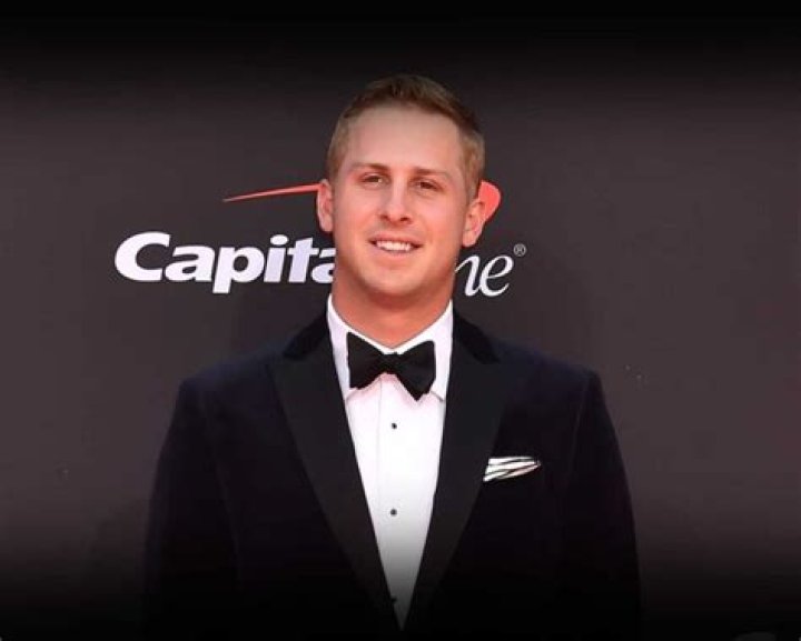 Jared Goff - Bio, Age, Net Worth, Height, In Relation, Nationality, Career
