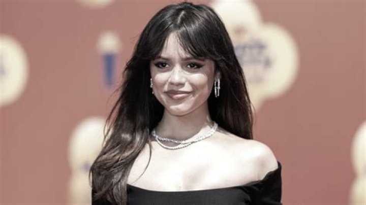 Jenna Ortega - Bio, Age, Net Worth, Height, Single, Nationality, Body Measurement, Career