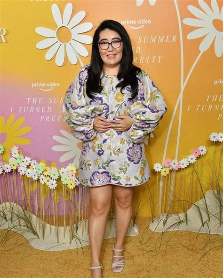 Jennifer Han - Bio, Age, Net Worth, Facts, Career, Height