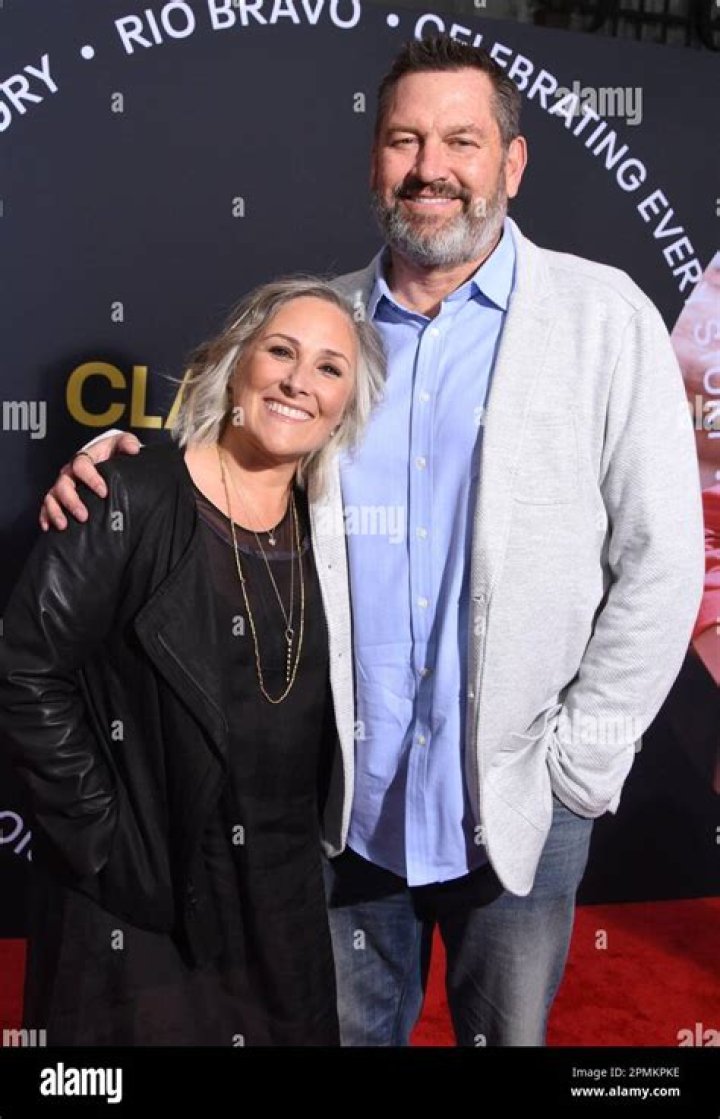 Jennifer Martone Bio, Age, Height, Husband, Net Worth, Unpolished