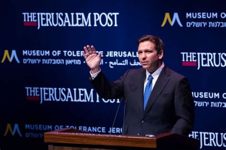 	JEWISH REPUBLICANS SHATTER A POLITICAL STEREOTYPE	