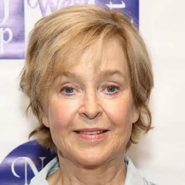 Jill Eikenberry - Bio, Age, Height, Net Worth, Facts, Nationality