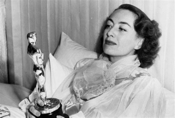 Joan Crawford Net Worth 2024