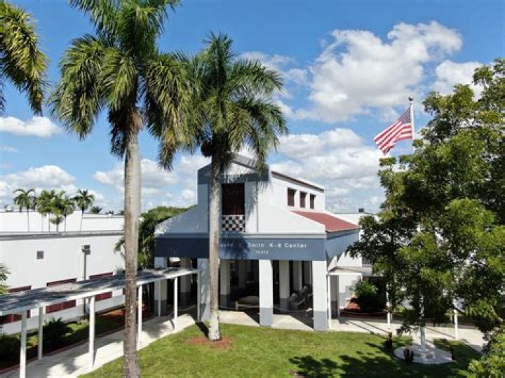 John I Smith K-8 - Middle Learning Center - Miami