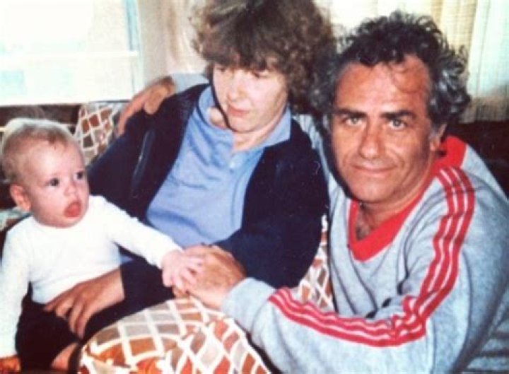 Jon Stewart Parents: Meet Donald Leibowitz and Marian Leibowitz