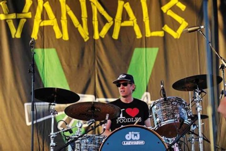 Josh Freese Net Worth 2024